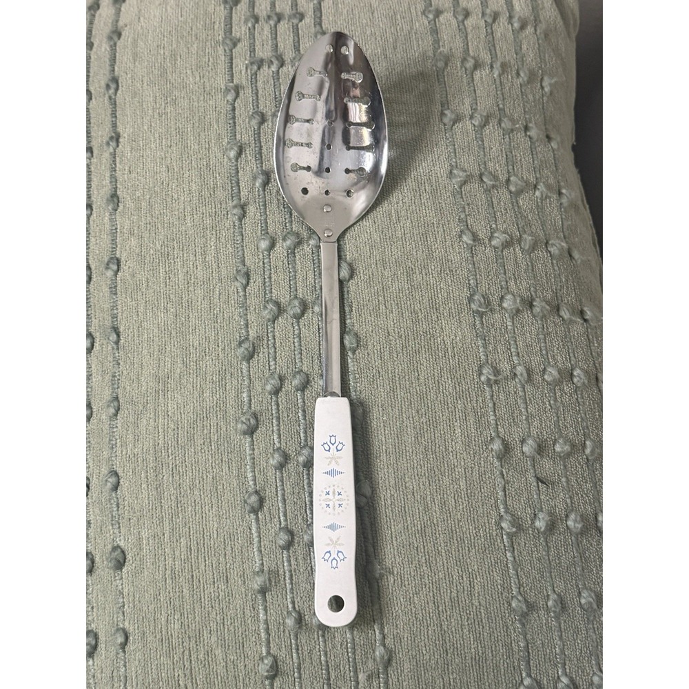 Vintge EKCO Slotted Serving 12" Spoon Blue Cornflower‎ Almond Handle USA Made